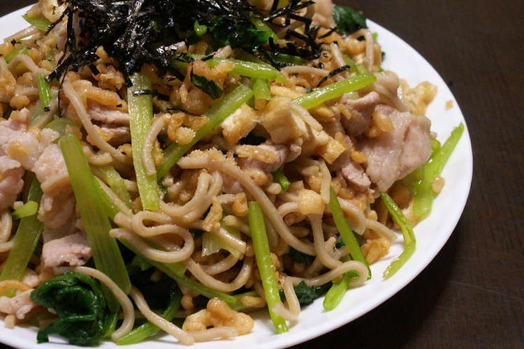 たぬきつね焼き蕎麦 レシピ 作り方 By さくらやすこ クックパッド 簡単おいしいみんなのレシピが353万品