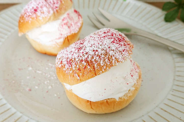 マリトッツォ風クリームパン レシピ 作り方 By Sweeterm クックパッド 簡単おいしいみんなのレシピが357万品