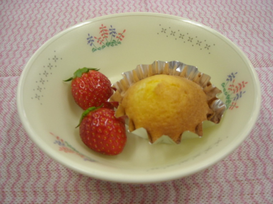 簡単給食　ガレットデロワ風カップケーキの画像