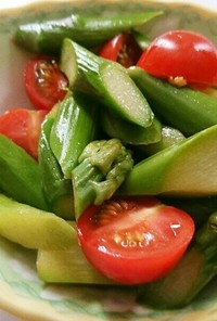 アスパラガスとミニトマトのサラダ