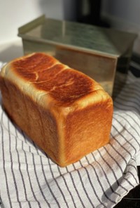 自家製酵母の湯種角食パン