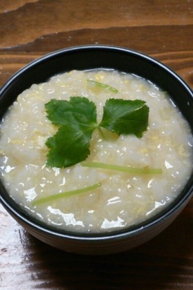 お粥のスープも美味しい♬玉子のお粥♬