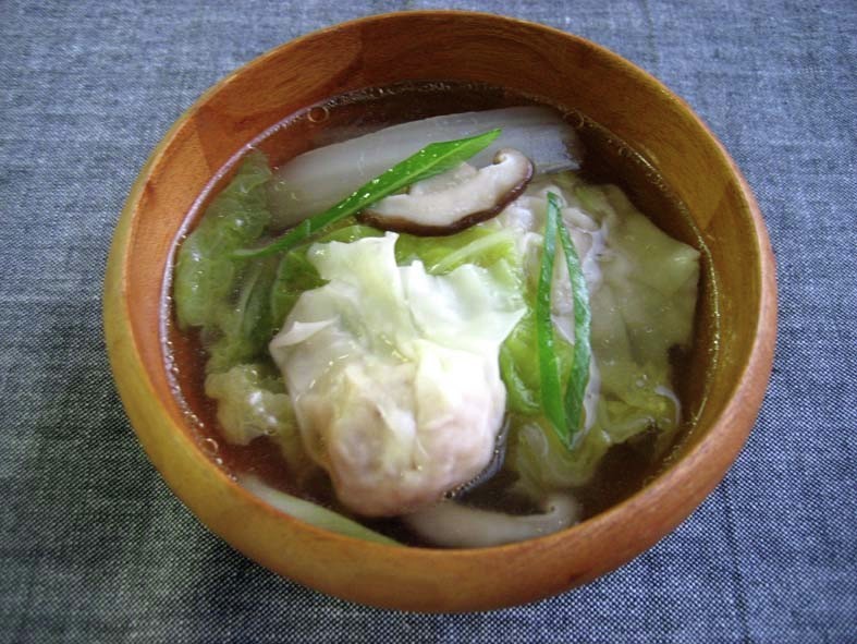 ◆皮メーカー直伝◆白菜のワンタンスープの画像