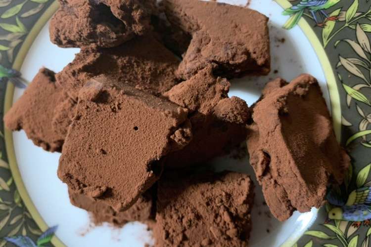 チョコ生クリームラムレーズン2対1対1 レシピ 作り方 By Kiepon クックパッド 簡単おいしいみんなのレシピが361万品