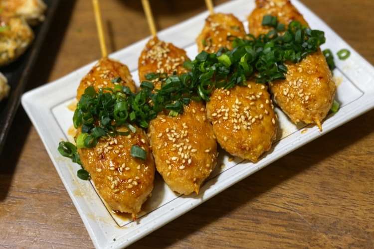 照り焼き鳥軟骨つくね 卵黄ソース付き レシピ 作り方 By おちょこ クックパッド 簡単おいしいみんなのレシピが374万品