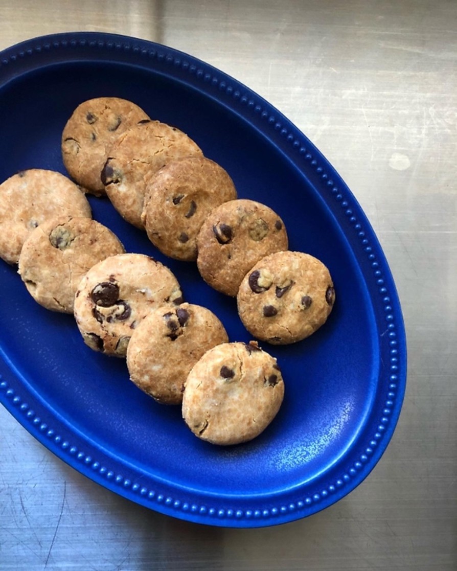小麦粉を使わないチョコチップクッキーのレシピ