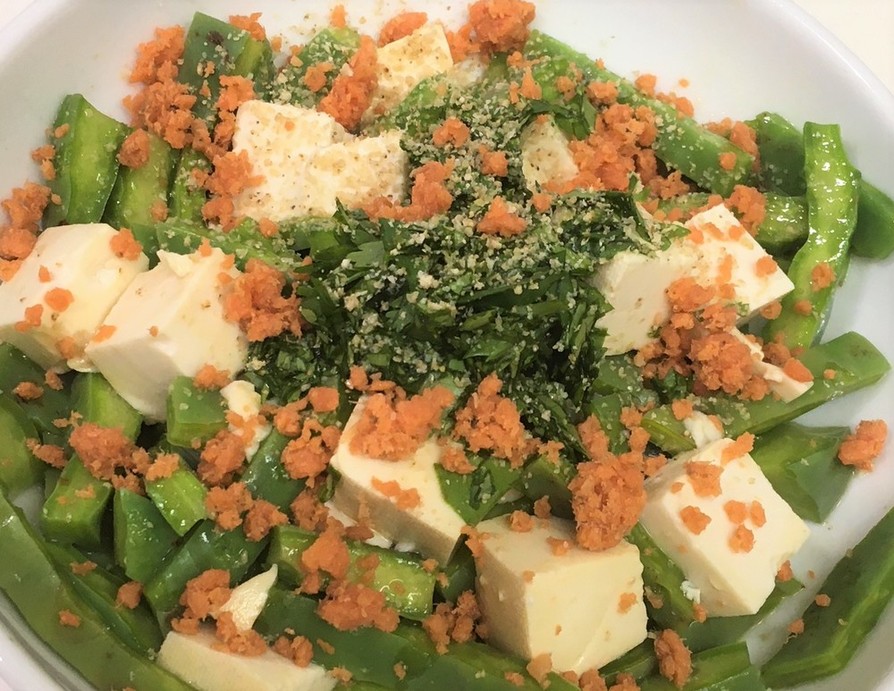 ノパールと豆腐のサラダの画像