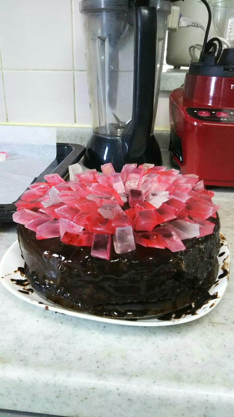 バレンタインにクリスタルケーキの画像