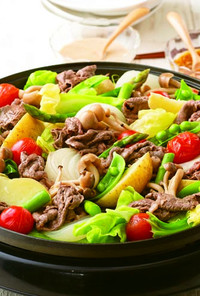牛肉と春野菜の蒸し鍋
