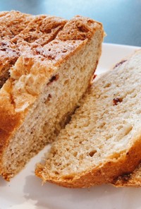 ライ麦&全粒粉のクランベリーご飯食パン
