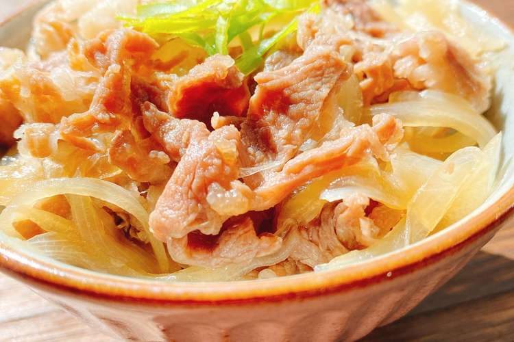 10分で完成 玉ねぎたっぷり 牛丼 レシピ 作り方 By めぐみの郷 クックパッド 簡単おいしいみんなのレシピが372万品