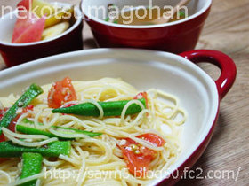 トマトとオクラの冷製パスタ
