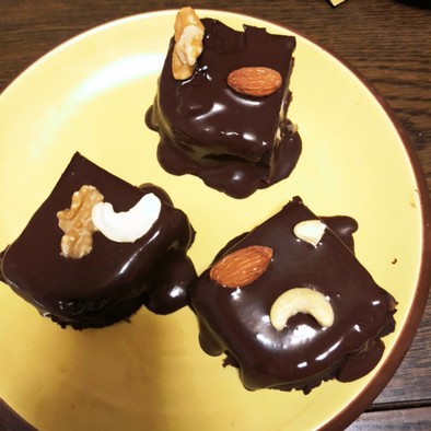 ナッツチョコケーキ 【砂糖チョコ不使用】の写真