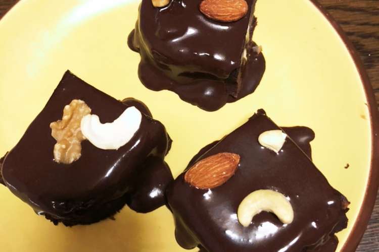 ナッツチョコケーキ 砂糖チョコ不使用 レシピ 作り方 By はるのうら クックパッド 簡単おいしいみんなのレシピが361万品