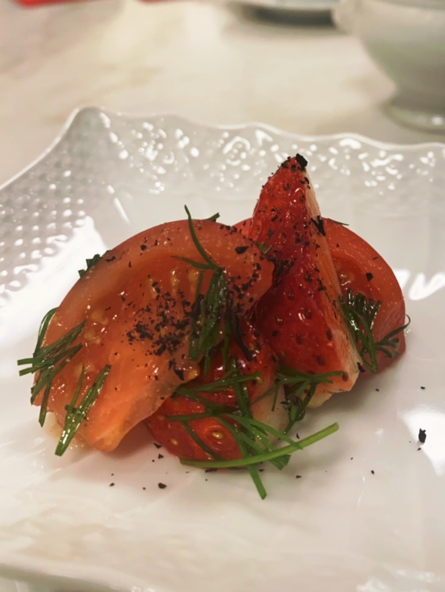 フルーツトマトと苺のサラダの画像