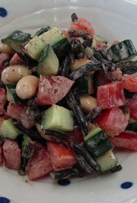 コロコロ野菜と大豆のサラダ