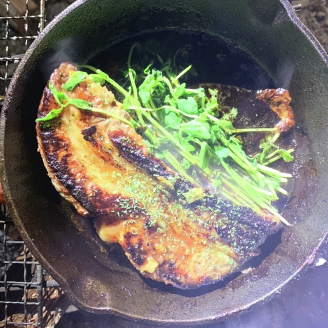 キャンプ飯 漬けておく焼くだけスペアリブ レシピ 作り方 By nuinui クックパッド 簡単おいしいみんなのレシピが360万品 キャンプ飯 漬けておく焼くだけスペアリブ レシピ 作り方 By nuinui クックパッド 簡単おいしいみんなのレシピが360万品