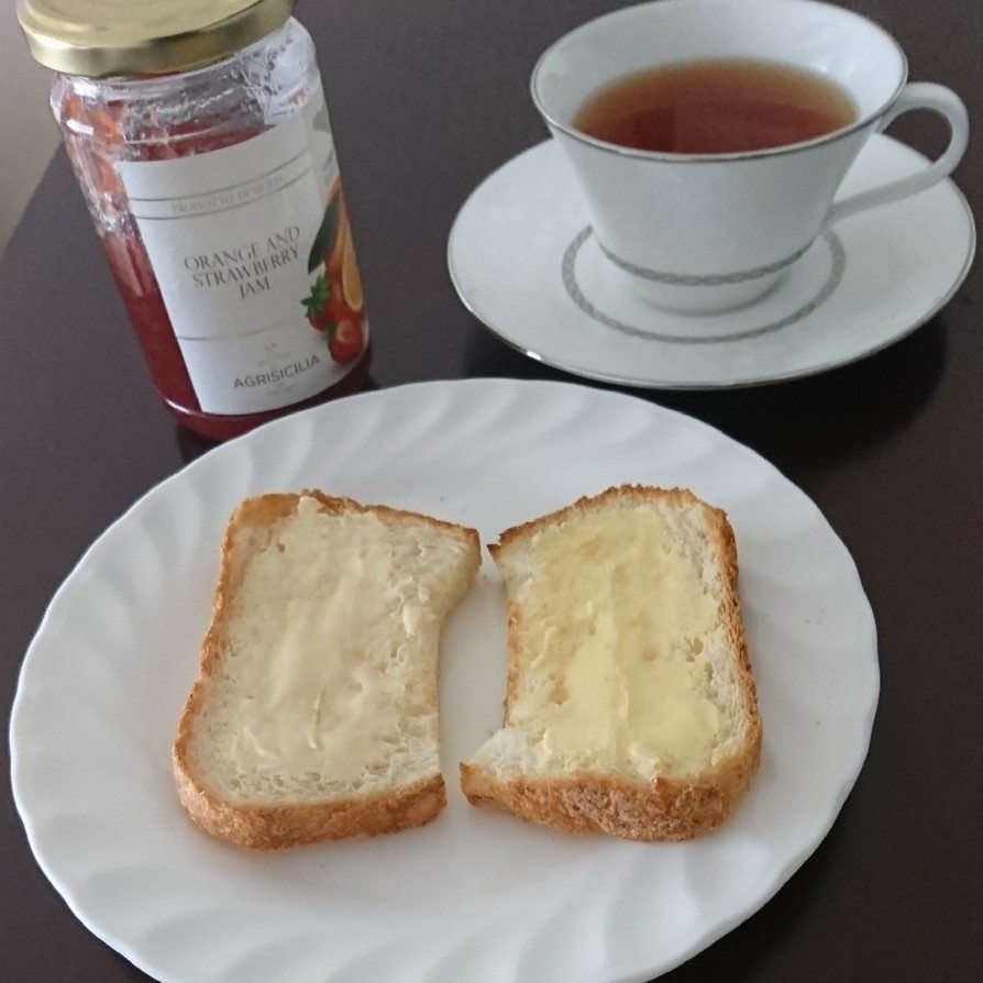 トーストでNZ産バターと国産バター比べ by れんみん94 【クックパッド】 簡単おいしいみんなのレシピが395万品