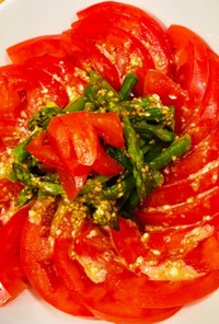 甘胡麻ドレのアスパラトマトサラダ
