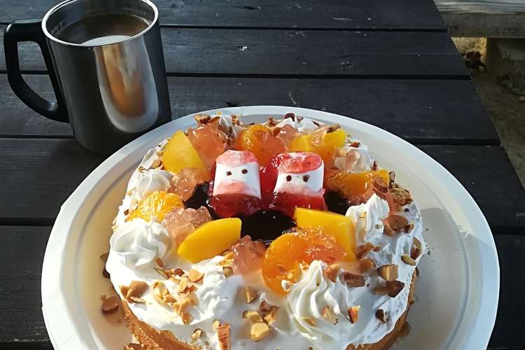 山で作るデコレーションケーキ 笑 レシピ 作り方 By 山ごはんのむらぼう クックパッド