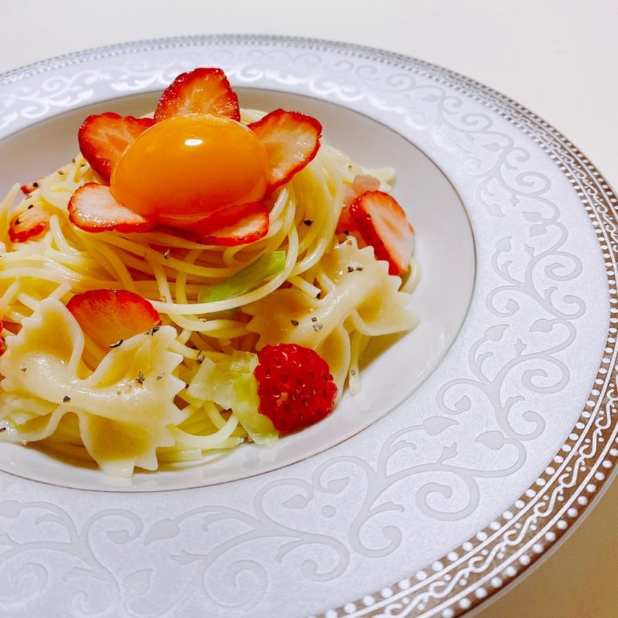 イチゴの冷製カルボナーラ【フルーツ料理】の画像