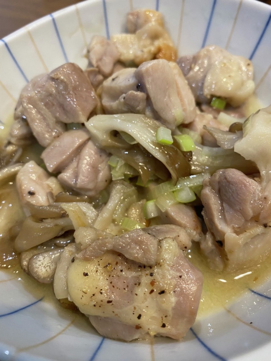 鶏肉の白ワイン蒸しの画像