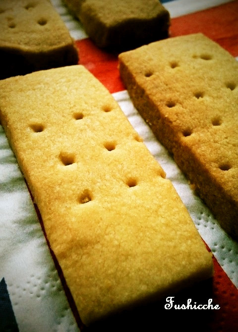 ファンフェッティのショートブレッドバイトのレシピ