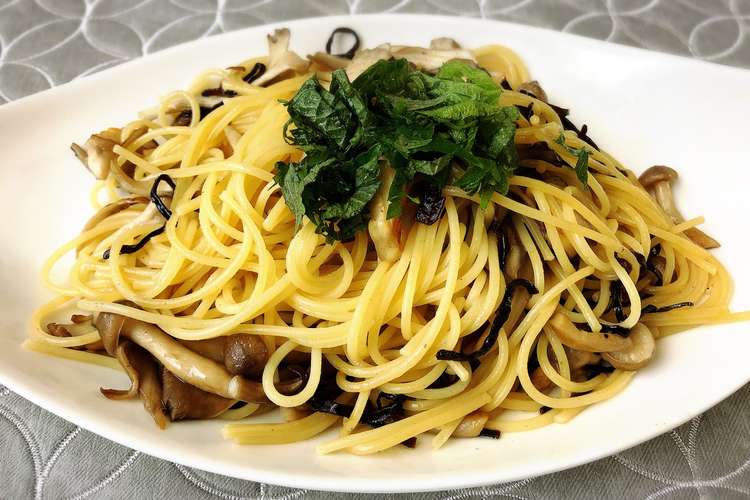 簡単 塩昆布ときのこの和風パスタ レシピ 作り方 By Nontan クックパッド 簡単おいしいみんなのレシピが366万品