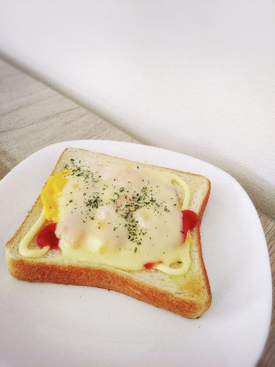 ☆スクランブルエッグチーズトースト☆の写真
