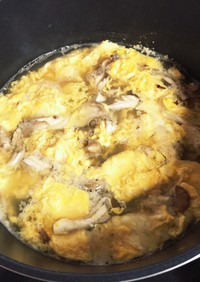 卵と舞茸のコンソメスープ