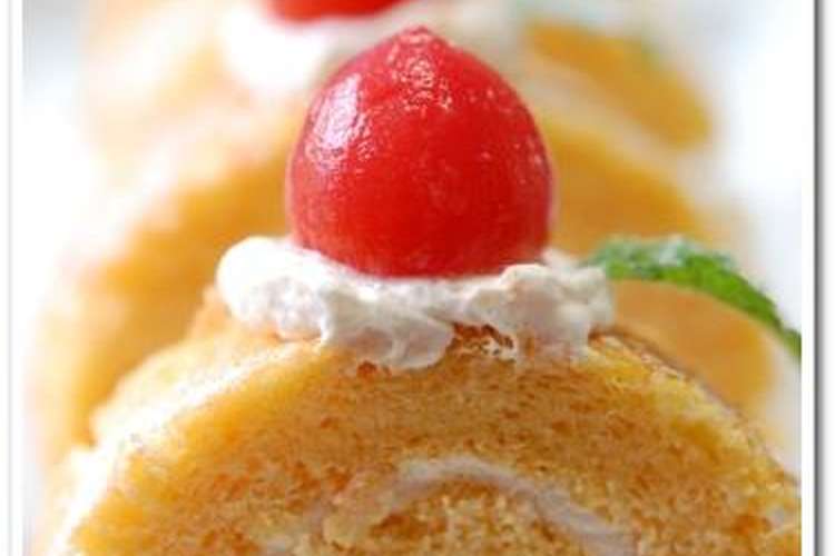 トマトロールケーキ レシピ 作り方 By ゆり クックパッド 簡単おいしいみんなのレシピが352万品