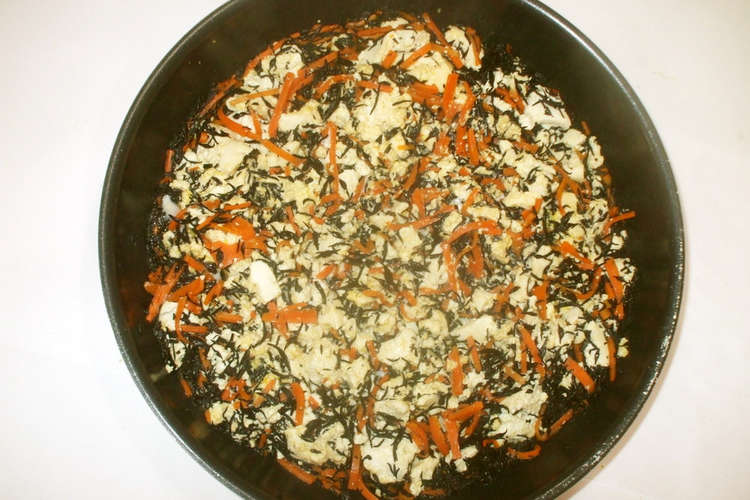ひじきミネラル炒り豆腐 簡単漢方食養生 レシピ 作り方 By 漢方薬のタカキ大林店 クックパッド 簡単おいしいみんなのレシピが357万品