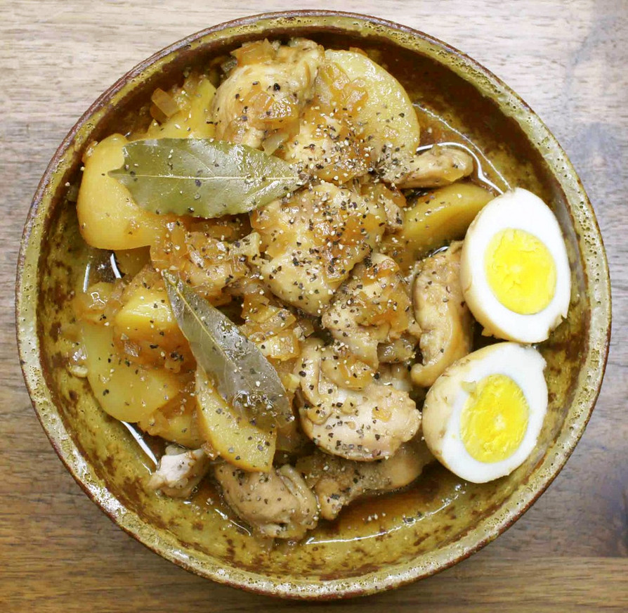 チキンアドボ（フィリピン料理）の画像