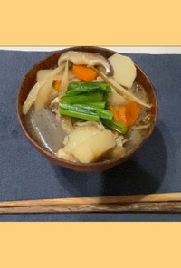 大満足“けんちん汁“