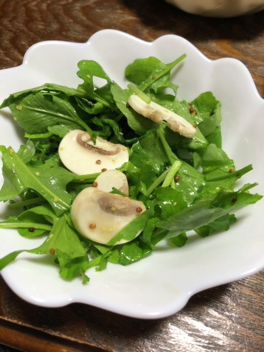 簡単ルッコラサラダのレシピ