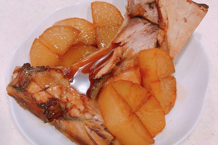 ニンニク旨い まぐろのカマと大根の甘辛煮 レシピ 作り方 By クックまいななパパ クックパッド 簡単おいしいみんなのレシピが357万品