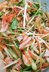 水菜と人参ときゅうりの中華サラダ