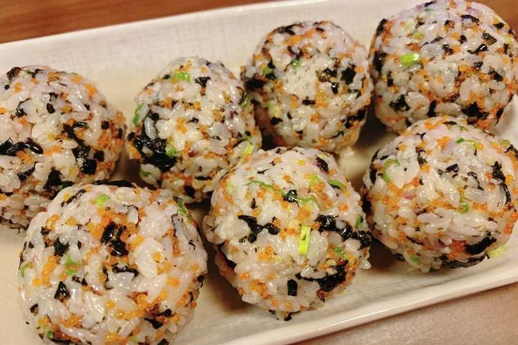 とびっこの韓国風おにぎり レシピ 作り方 By Cookroom クックパッド 簡単おいしいみんなのレシピが371万品