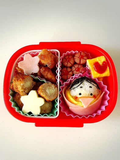 簡単！年少さんの幼稚園おひなさま弁当♡の写真