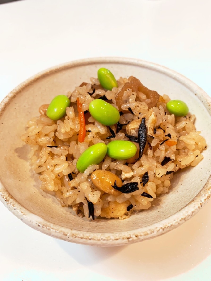 簡単ひじきご飯　コンビニのひじきの煮物の画像