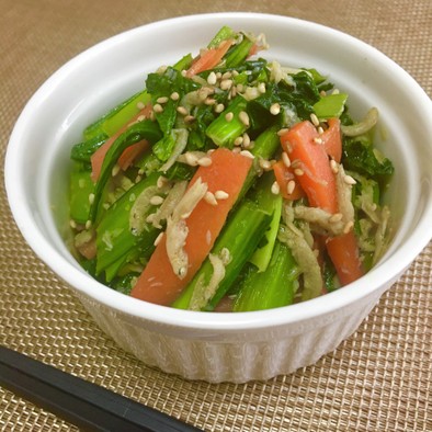 【栄養満点】小松菜のじゃこ炒めの写真