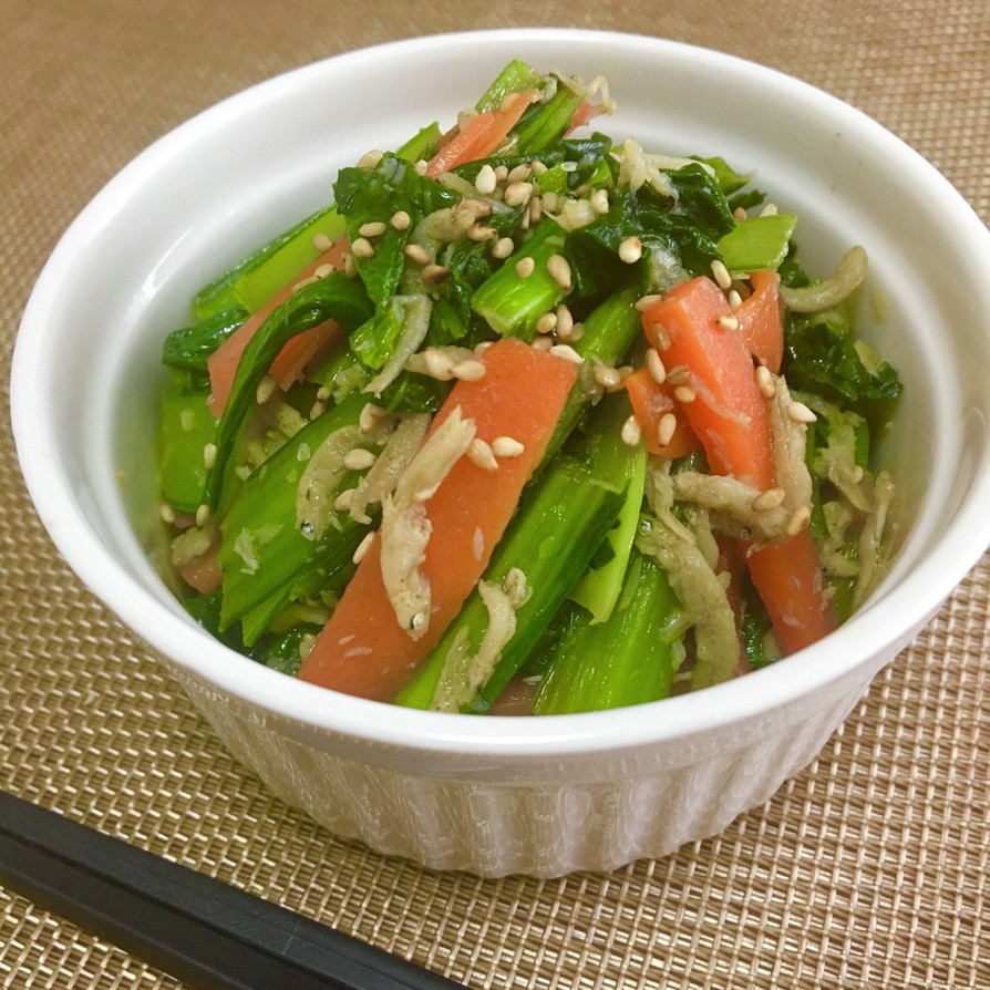 【栄養満点】小松菜のじゃこ炒めの画像
