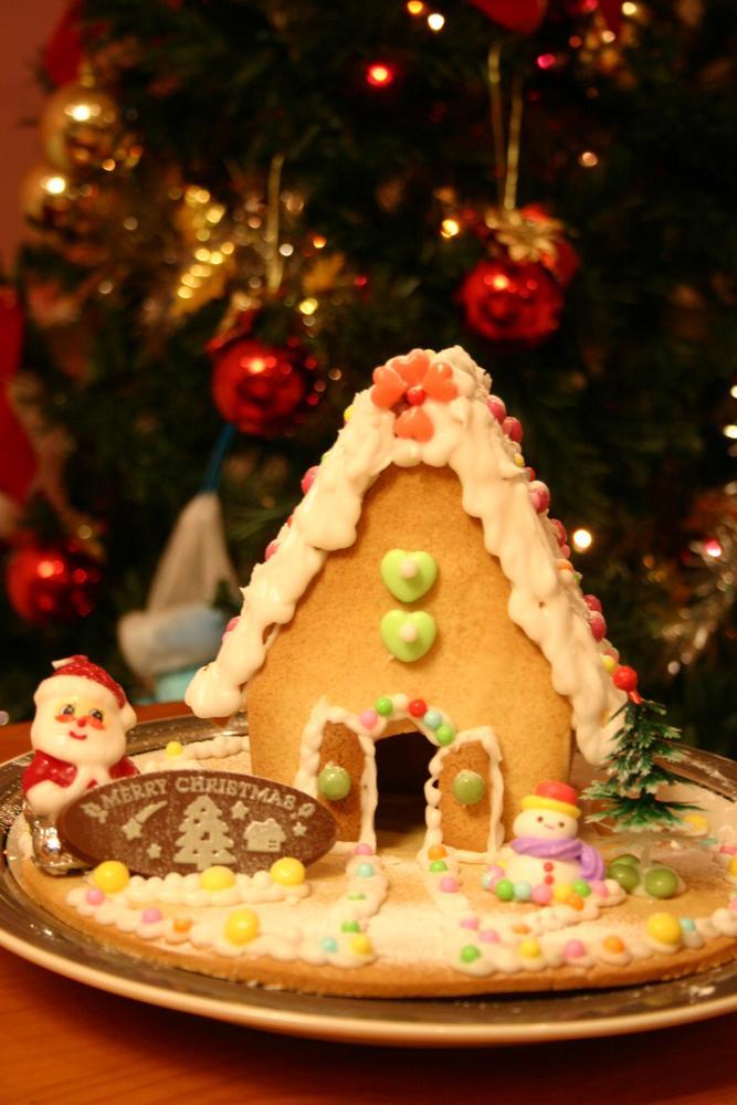 ♪クリスマスお菓子の家♪の画像