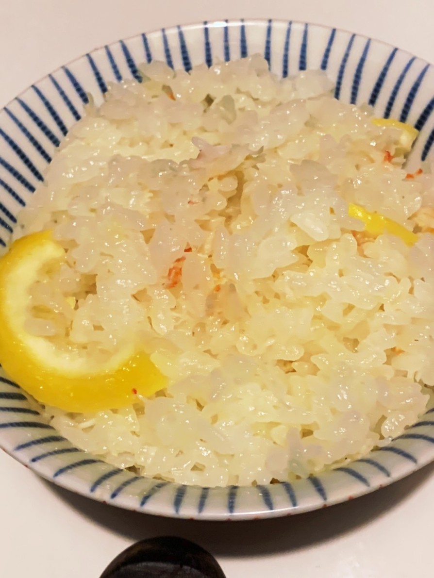 蟹とレモンの炊き込みご飯の画像