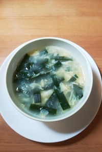 【簡単】にら卵スープ(ほんだし塩味！)