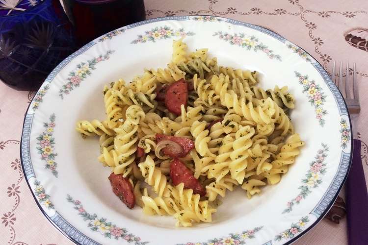 ジェノベーゼソースを使ったパスタ レシピ 作り方 By もにもに クックパッド 簡単おいしいみんなのレシピが352万品