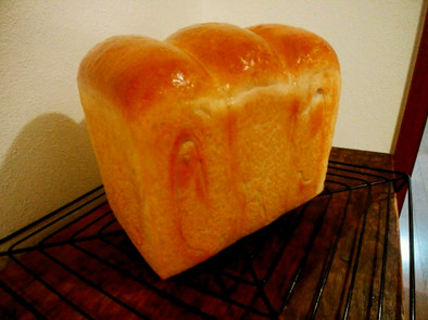  レーズン酵母 天然酵母食パンの写真