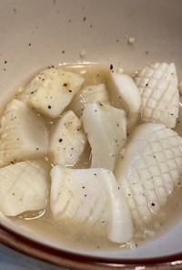 冷凍イカ　レンジの塩煮