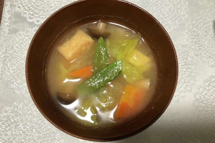 野菜たっぷり具沢山のお味噌汁 レシピ 作り方 By Laufen1113 クックパッド 簡単おいしいみんなのレシピが356万品