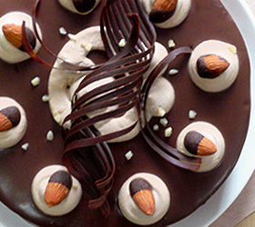デコレーションケーキ＊チョコレートケーキの画像